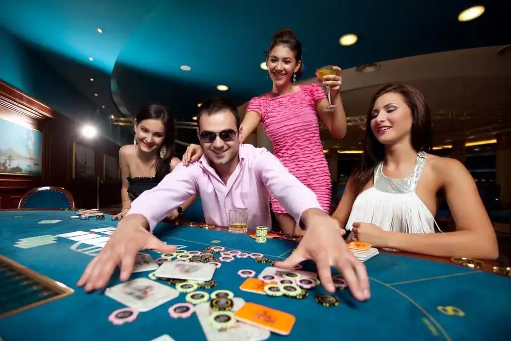 kiat77 ragam pilihan permainan kasino online lengkap bingo slot live dealer